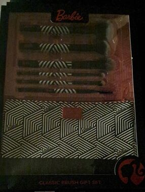 Barbie Black & White Striped Brush Set with Geometric Pouch